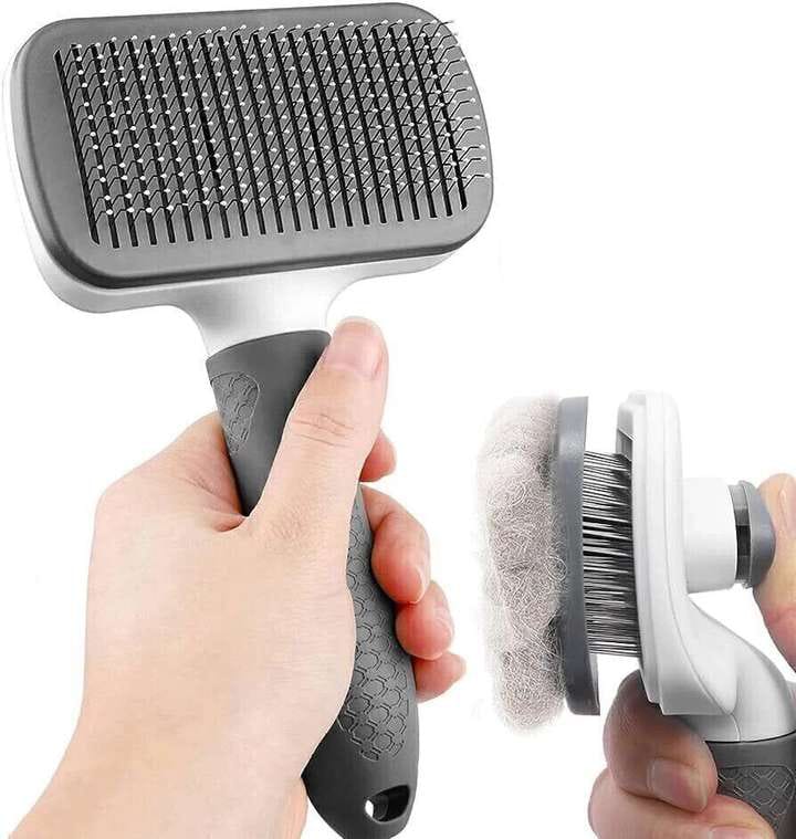 🧼  Premium Deshedding Brush for Dogs & Cats